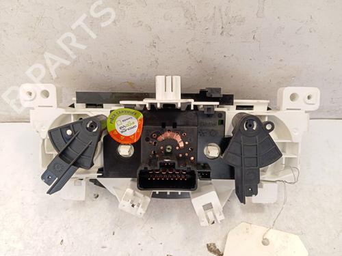Used Climate control Climate control RENAULT TWINGO III (BCM_, BCA_) 0.9 TCe 95 (92 hp) 34324886 34324886