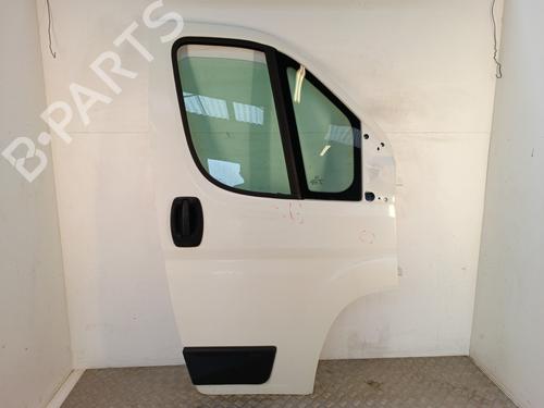 Used Right front door Right front door PEUGEOT BOXER Van 2.2 BlueHDi 120 (120 hp) 35808677 35808677
