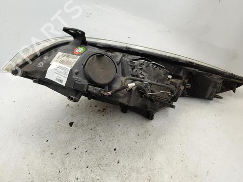 Used Right headlight Right headlight RENAULT MEGANE III Hatchback (BZ0/1_, B3_) 1.5 dCi (BZ09, BZ0D, BZ1W, BZ29, BZ14) (110 hp) 39031571 39031571