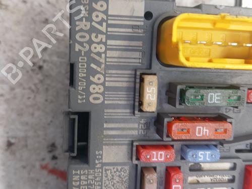 Fuse box CITROËN C5 III (RD_) 2.0 HDi 140 (RDRHF8, RDRHFA, RDRHA8, RDRHAJ) | BP39213731E1 - Image 3
