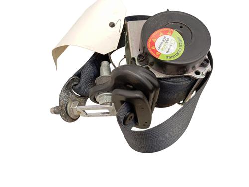 Sikkerhedssele bag højre Sikkerhedssele bag højre NISSAN JUKE (F15) 1.2 DIG-T (115 hp) 34329396 34329396