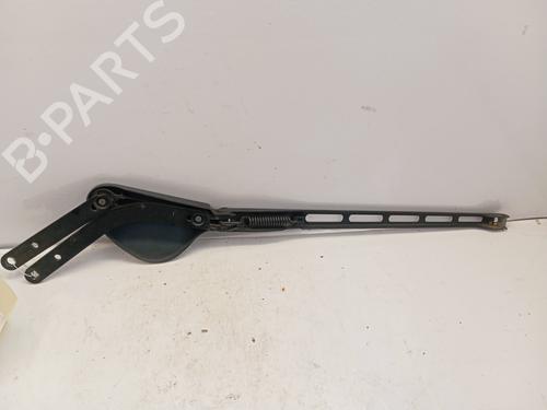 Used Front windshield wiper arm Front windshield wiper arm 37673474 37673474