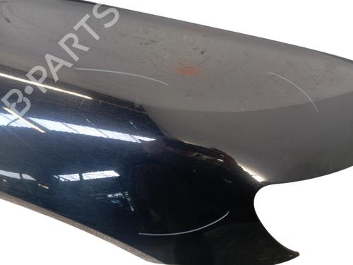 Guarda-lamas direito Guarda-lamas direito VW TOUAREG (7LA, 7L6, 7L7) 3.0 V6 TDI (240 hp) 35809864 35809864