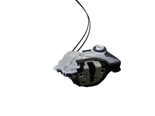 front-right-lock-toyota-yaris-_p13_-2010-2011-2012-2013-2014-2015-2016-2017-2018-2019-2020-34330427 main image