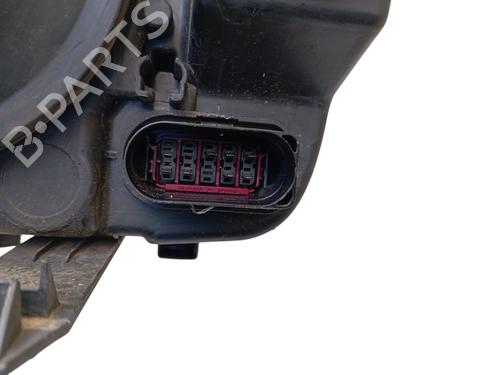 Used Right headlight Right headlight FORD C-MAX (DM2) 2.0 TDCi (110 hp) 36472251 36472251