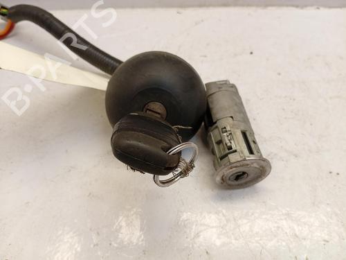 Used Ignition barrel Ignition barrel RENAULT MASTER II Van (FD) 2.5 dCi 120 (FD0M, FD0U, FD0W, FD2M, FD2W, FD3M, FD3U,... (115 hp) 40032745 40032745