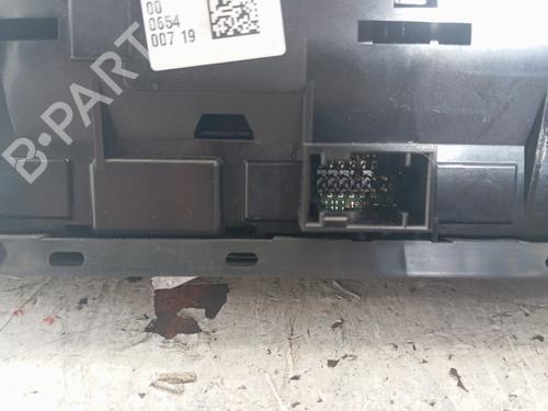 Used Display monitor Display monitor 39110359 39110359