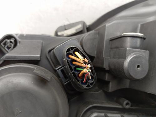 Used Right headlight Right headlight VW POLO IV (9N_, 9A_) [2001-2014] 35809677 35809677
