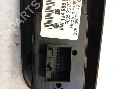 Used Left front window switch Left front window switch VW GOLF IV (1J1) 1.9 TDI (150 hp) 40348269 40348269