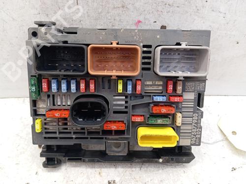 fuse-box-peugeot-3008-i-mpv-0u_-2009-2010-2011-2012-2013-2014-2015-2016-2017-36472345 main image