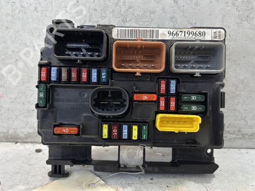 Used Fuse box Fuse box CITROËN C3 I (FC_, FN_) [2002-2013] 34324924 34324924
