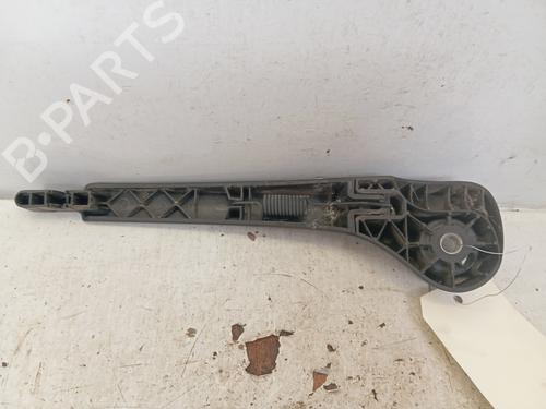 Used Rear windshield wiper arm Rear windshield wiper arm 39488336 39488336
