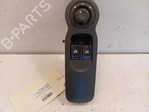 Used Left front window switch Left front window switch RENAULT MODUS / GRAND MODUS (F/JP0_) 1.5 dCi (FP0E, JP0E) (65 hp) 34325710 34325710