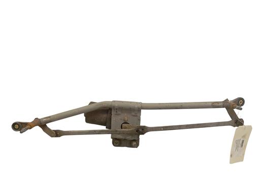 Used Front wiper motor Front wiper motor RENAULT CLIO I (B/C57_, 5/357_) 1.4 (B/C57T, B/C57Y) (79 hp) 34330237 34330237