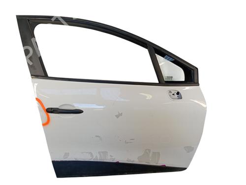 right-front-door-renault-clio-iv-bh_-2012-2013-2014-2015-2016-2017-2018-2019-2020-2021-35809266 main image