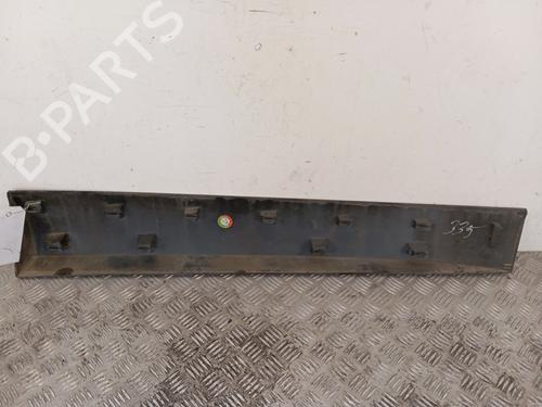 Used Door moulding trim Door moulding trim RENAULT SCÉNIC III (JZ0/1_) 1.5 dCi (JZ02, JZ0R) (95 hp) 35808621 35808621