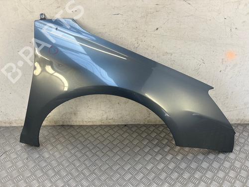 Used Right front fenders Right front fenders 37586745 37586745