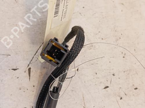 Used Seat buckle Seat buckle OPEL CORSA F (P2JO) 1.2 (68) (75 hp) 34325784 34325784