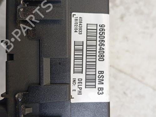 Fuse box PEUGEOT 206 CC (2D) | BP36472644E1 - Image 2