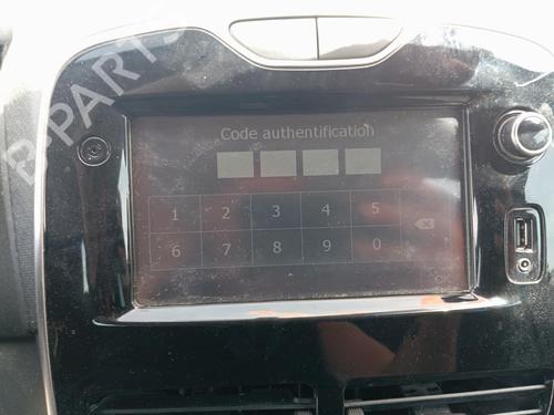 display-monitor-renault-clio-iii-grandtour-kr01_-2007-36472802 main image