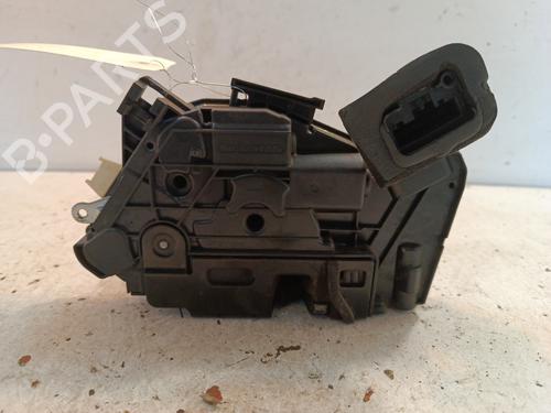 Højre fortil lås Højre fortil lås VW POLO V (6R1, 6C1) 1.4 TDI (90 hp) 34325916 34325916
