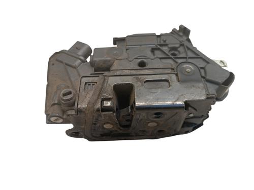 Fechadura trás esquerda Fechadura trás esquerda SEAT IBIZA IV (6J5, 6P1) 1.6 TDI (90 hp) 34330153 34330153