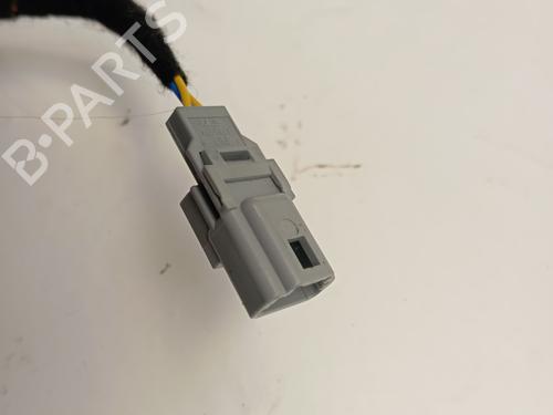 seat-buckle-renault-arkana-i-lcm_-ldn_-2019-34327074 main image