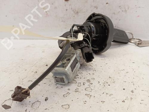 Used Ignition barrel Ignition barrel PEUGEOT 5008 (0U_, 0E_) 1.6 BlueHDi 120 (120 hp) 34328682 34328682