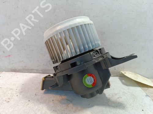 Used Heater blower motor Heater blower motor FIAT 500L (351_, 352_) 1.3 D Multijet (199.LYM11, 199.LYM1A) (95 hp) 34324446 34324446