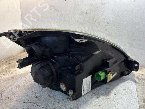 Venstre forlygte Venstre forlygte FORD FIESTA V (JH_, JD_) [2001-2014] 34324735 34324735