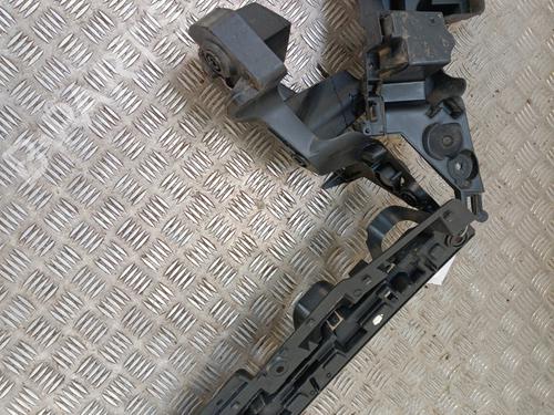 rear-bumper-bracket-citroen-c4-cactus-2014-34324856 main image