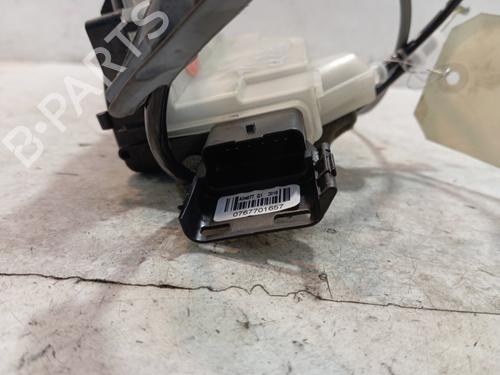 rear-right-lock-citroen-c4-cactus-2014-34324872 main image