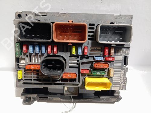 Fuse box CITROËN C5 III Break (RW_) | BP37529233E1 - Image 2