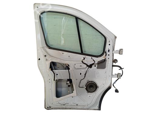 left-front-door-renault-trafic-iii-van-fg_-2014-35810266 main image