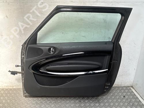 Used Right front door Right front door 37586708 37586708