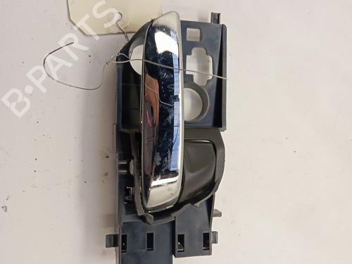 Used Front right interior door handle Front right interior door handle HONDA HR-V (RU) 1.6 i-DTEC (RU8) (120 hp) 34327148 34327148