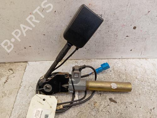 Sikkerhedssele-spænde Sikkerhedssele-spænde RENAULT MASTER II Van (FD) 2.2 dCI 90 (FD0G, FD0N, FD2G, FD2N, FD3G, FD3N) (90 hp) 37188473 37188473