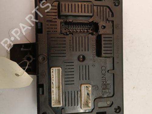 Used Fuse box Fuse box RENAULT CLIO III (BR0/1, CR0/1) 1.4 16V (98 hp) 34324060 34324060