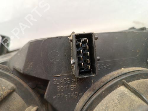Used Right headlight Right headlight 37738289 37738289