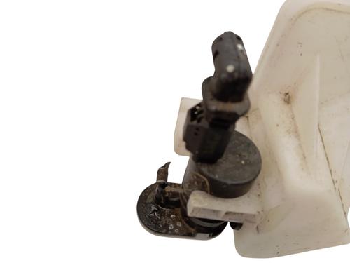 Used Windscreen washer tank Windscreen washer tank PEUGEOT 5008 II (MC_, MJ_, MR_, M4_) 1.5 BlueHDi 130 (MCYHZJ, MCYHZR, MCYHZX) (131 hp) 34329779 34329779