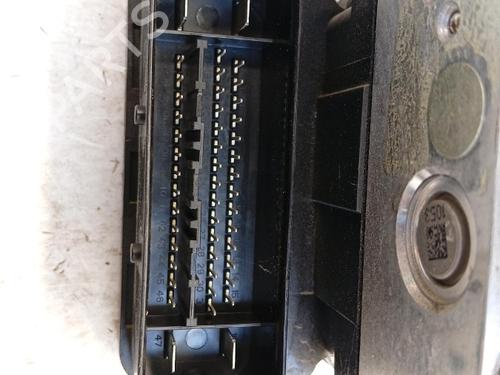 Used ABS pump ABS pump FORD KUGA II (DM2) 2.0 TDCi 4x4 (150 hp) 40348158 40348158