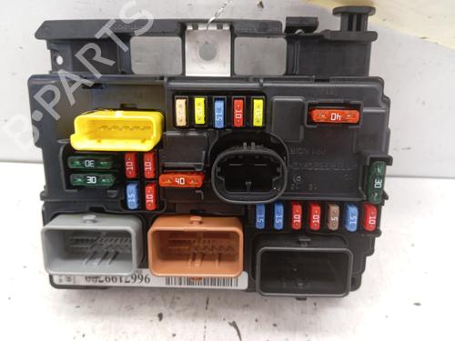 Used Fuse box Fuse box CITROËN C3 II (SC_) 1.6 HDi (92 hp) 34326360 34326360