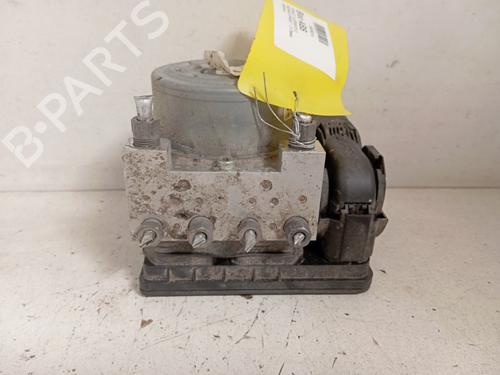 abs-pump-renault-megane-iv-hatchback-b9amn_-2015-34322345 main image
