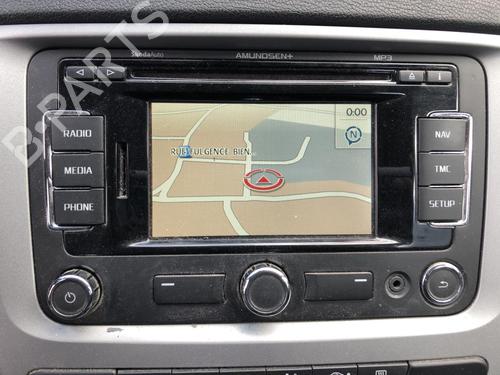 Used Display monitor Display monitor SKODA OCTAVIA II Combi (1Z5) [2004-2013] 34695493 34695493