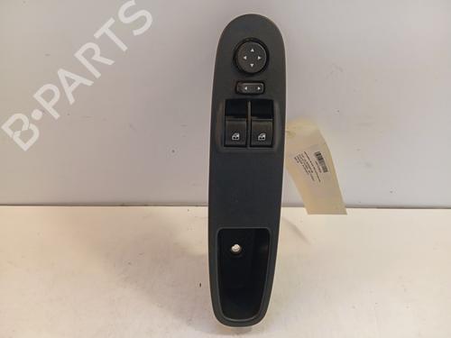 Used Left front window switch Left front window switch FIAT PUNTO (199_) 0.9 Twinair Turbo (86 hp) 34325386 34325386