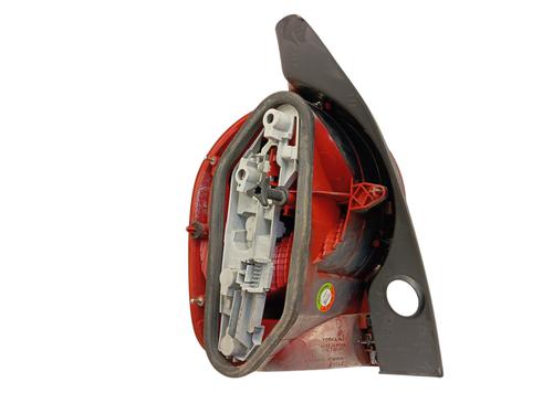 right-taillight-renault-modus-grand-modus-fjp0_-2004-36472607 main image