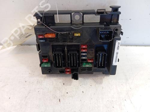 Used Fuse box Fuse box PEUGEOT 206 Hatchback (2A/C) 1.9 D (69 hp) 34325644 34325644