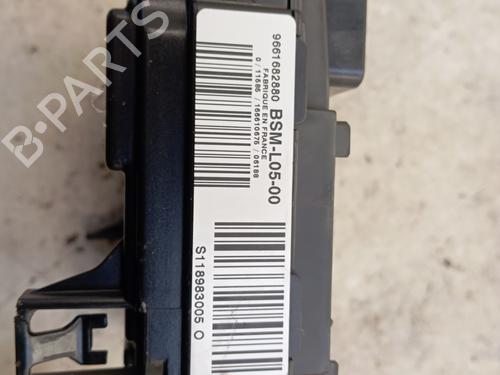 Sikringsdåse Sikringsdåse CITROËN C8 (EA_, EB_) 2.0 HDi 135 (136 hp) 37077813 37077813