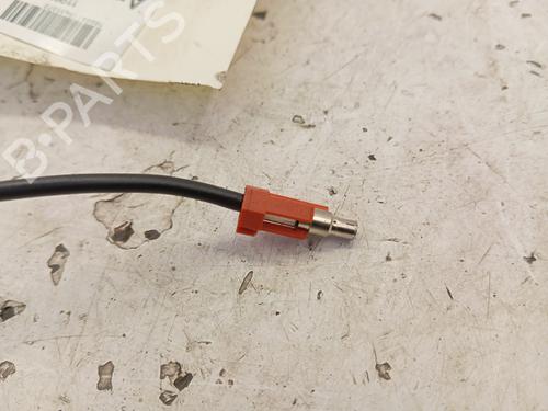 Antena/Base Antena/Base OPEL CORSA D (S07) 1.0 (L08, L68) (65 hp) 34328736 34328736