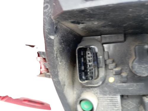 right-taillight-renault-clio-iii-br01-cr01-2005-2006-2007-2008-2009-2010-2011-2012-2013-2014-36472986 main image